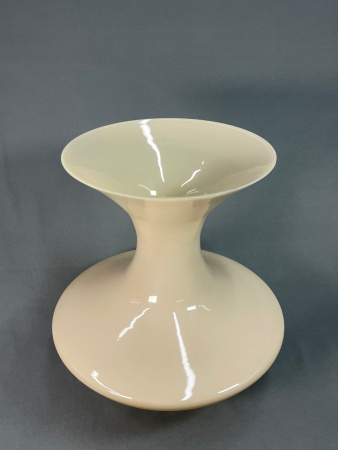 Ваза Алекс 3 (большая) бежевый